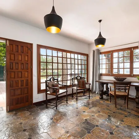 Santa Rosa Tinajo By Escape Villa *